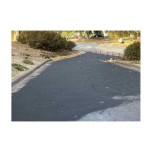 FastSEAL Fast Dry Asphalt Sealcoating.
